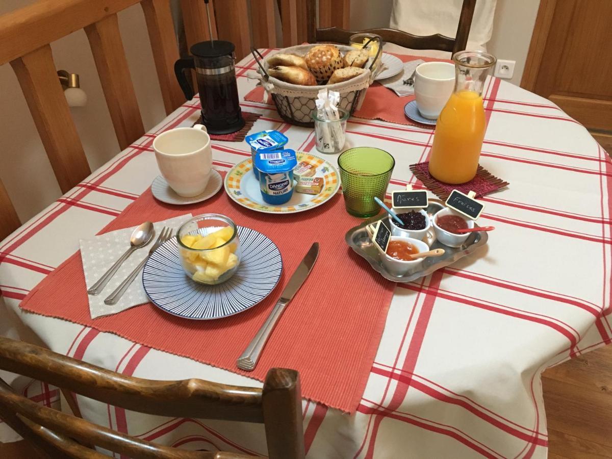 Les Trois Provinces Bed & Breakfast Couffy Exterior foto